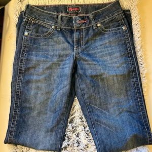 Y2K Super Cute Vintage Style Wrangler Jeans